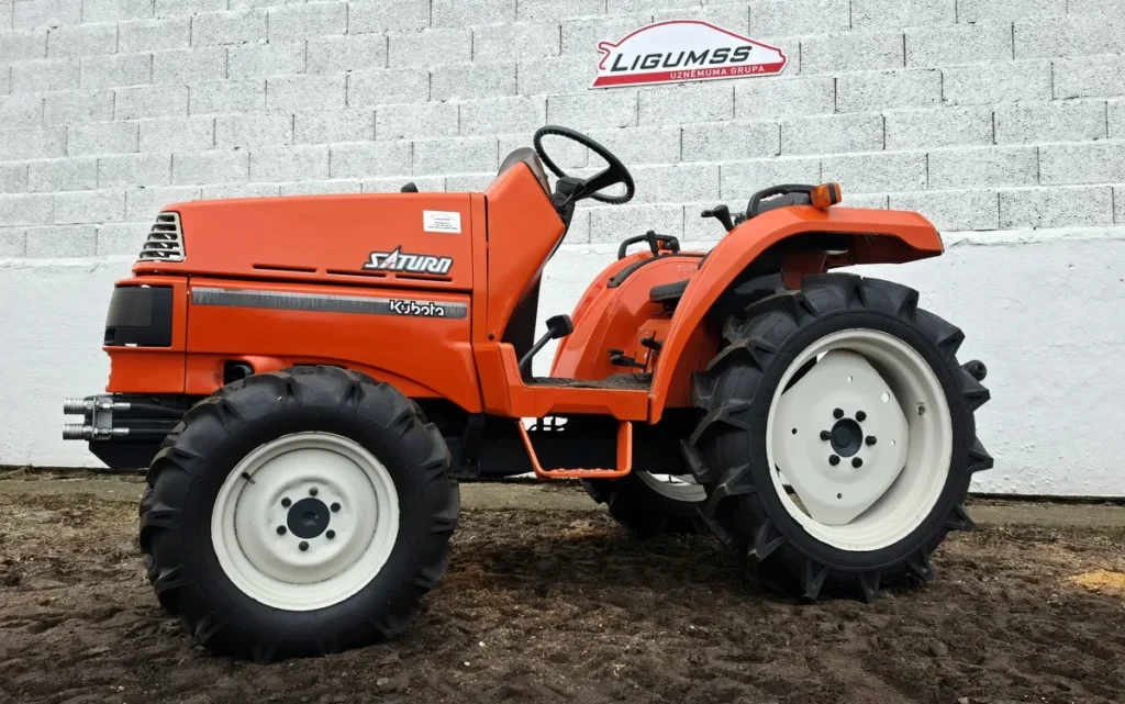 Kubota Saturn X-20